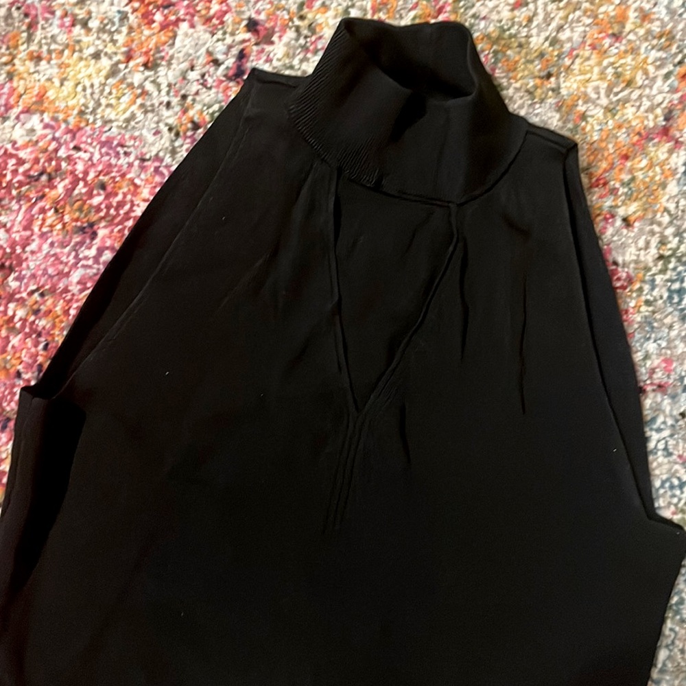Michael Kors Size Small Sleeveless Black Turtleneck